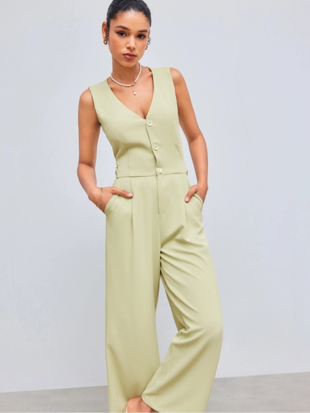 NWT CIDER WOVEN V-NECK SOLID POCKET CUT OUT VEST JUMPSUIT